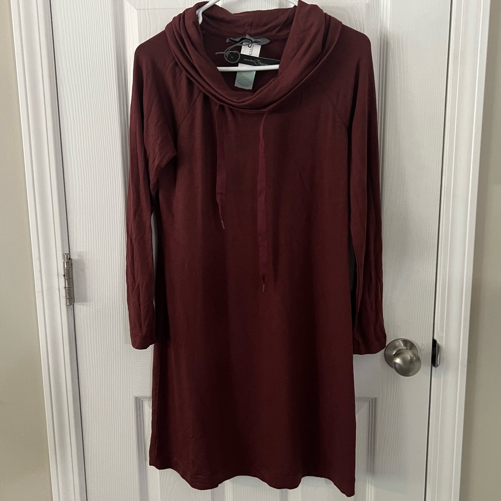 Stitch fix sweatshirt dress cowl neck medium petite burgundy swing soft